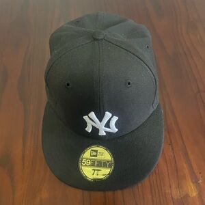 Black New Era 59FIFTY Cap